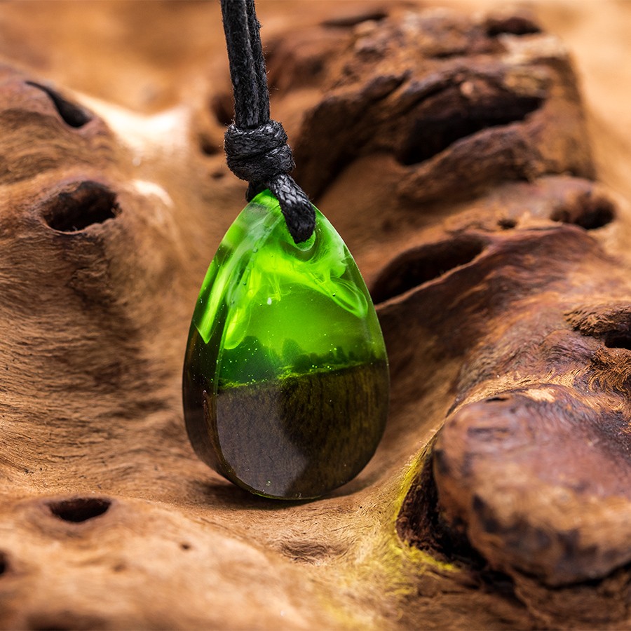 Green Drop - Epoxid Kristall Holz Kristall Holzschmuck aus Naturholz